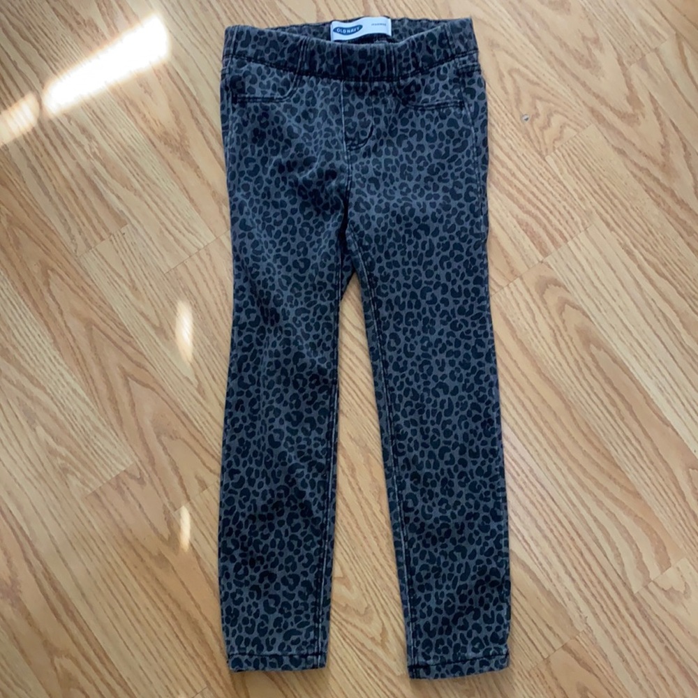Old Navy Leopard Black Jeggings Skinny Jeans size 5t